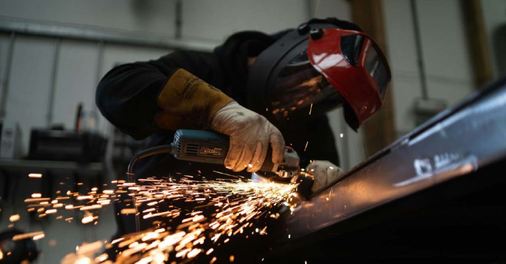 Fondo di contrasto alla deindustrializzazione delle aziende manifatturiere della regione Lazio. Articolo del blog di Abifin srl